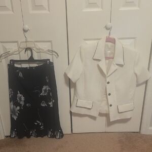 Studio Monochrome Floral Skirt Set